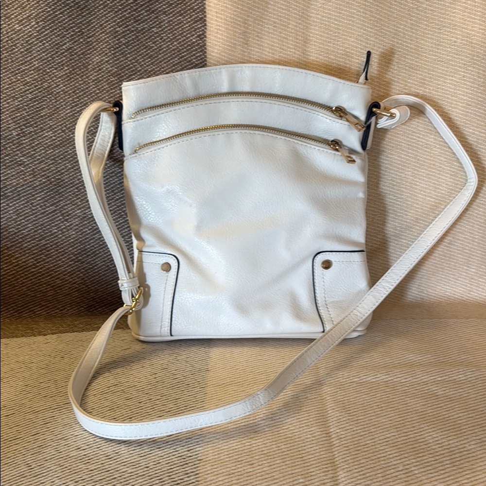 Chic White Crossbody Bag with Adjustable Strap